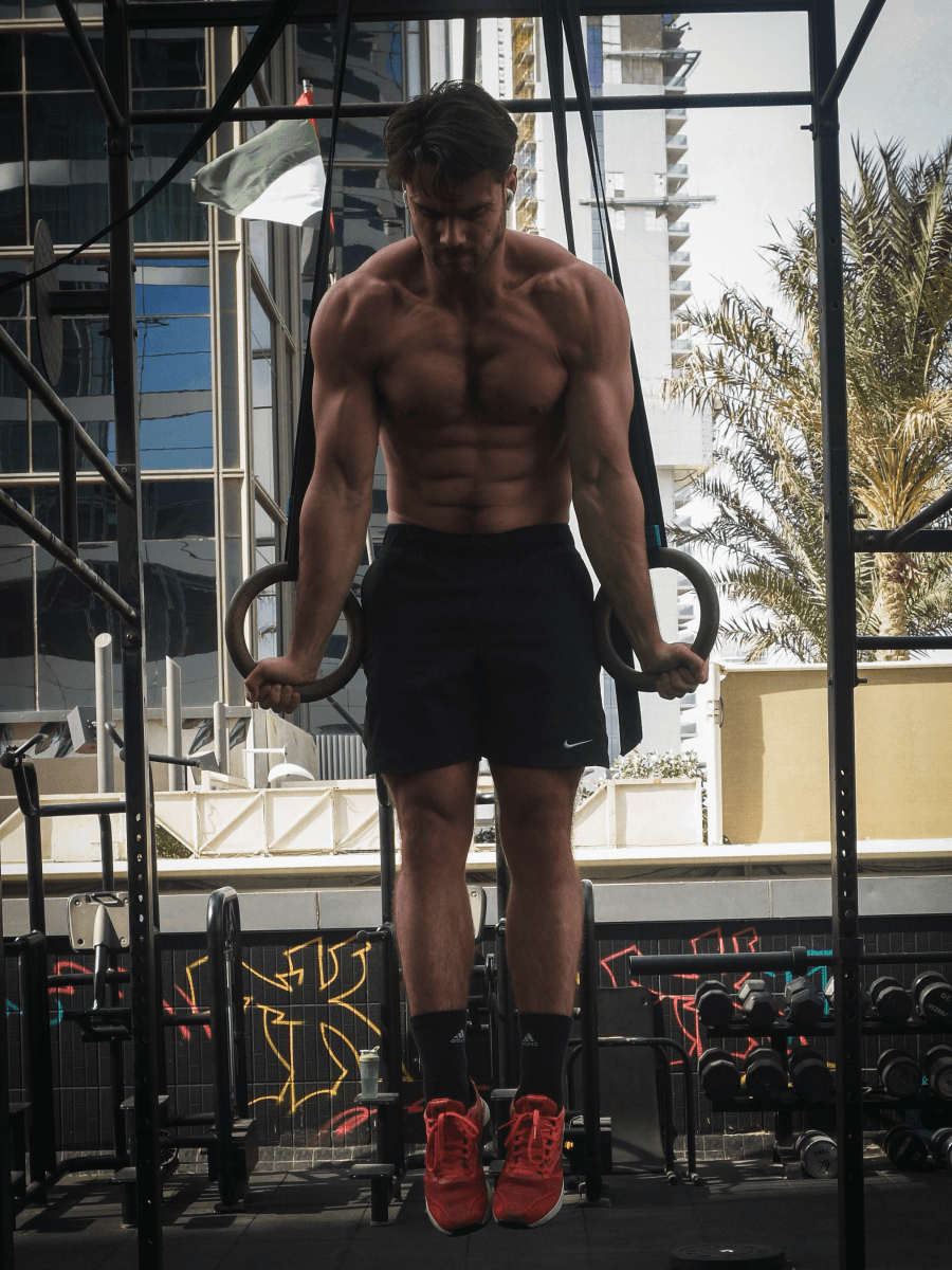 Guillermo Gezz on the rings